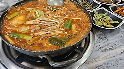 Gohyangsikdang (고향식당) 3