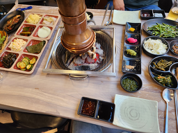 Sosabeolsutbuljangeogui (소사벌숯불장어구이) 2