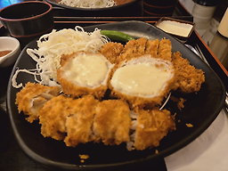 명동왕돈까스 동교직영 사진 3