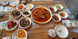 Daesinmaetdolsundubu (대신맷돌순두부) 1