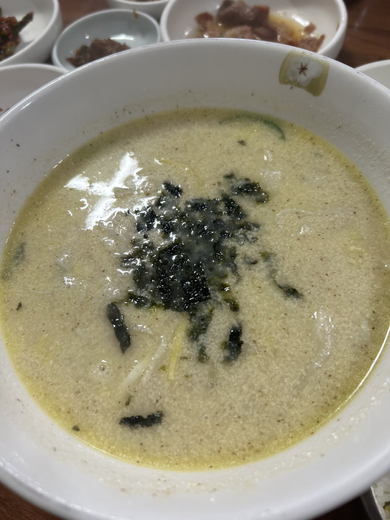 Okdongsonguksu (옥동손국수) 1