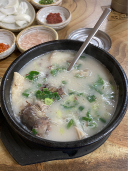 Yetnalbyeongcheonsundae (옛날병천순대) 2