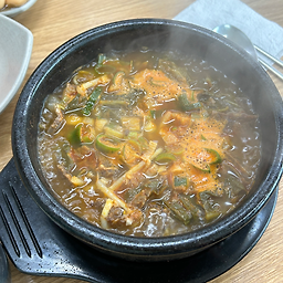 Matitneunhaejangguk (맛있는해장국) 2