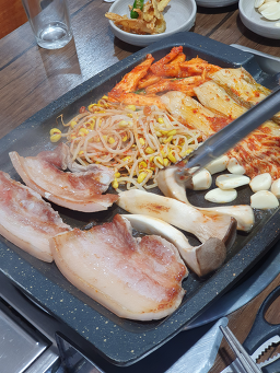 Hansikdeogogi (한식더고기) 1