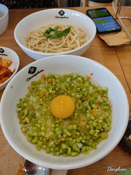 Deungchonsyabeukalguksuincheonganghwajeom (등촌샤브칼국수인천강화점) 1