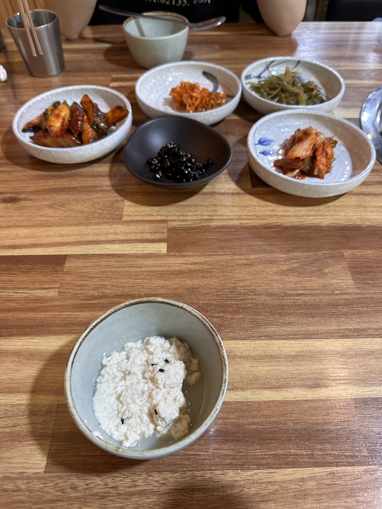 Joeunsikpumsinseonhandubujip (조은식품신선한두부집) 2