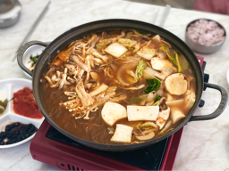 Chulleongdarisikdang (출렁다리식당) 2