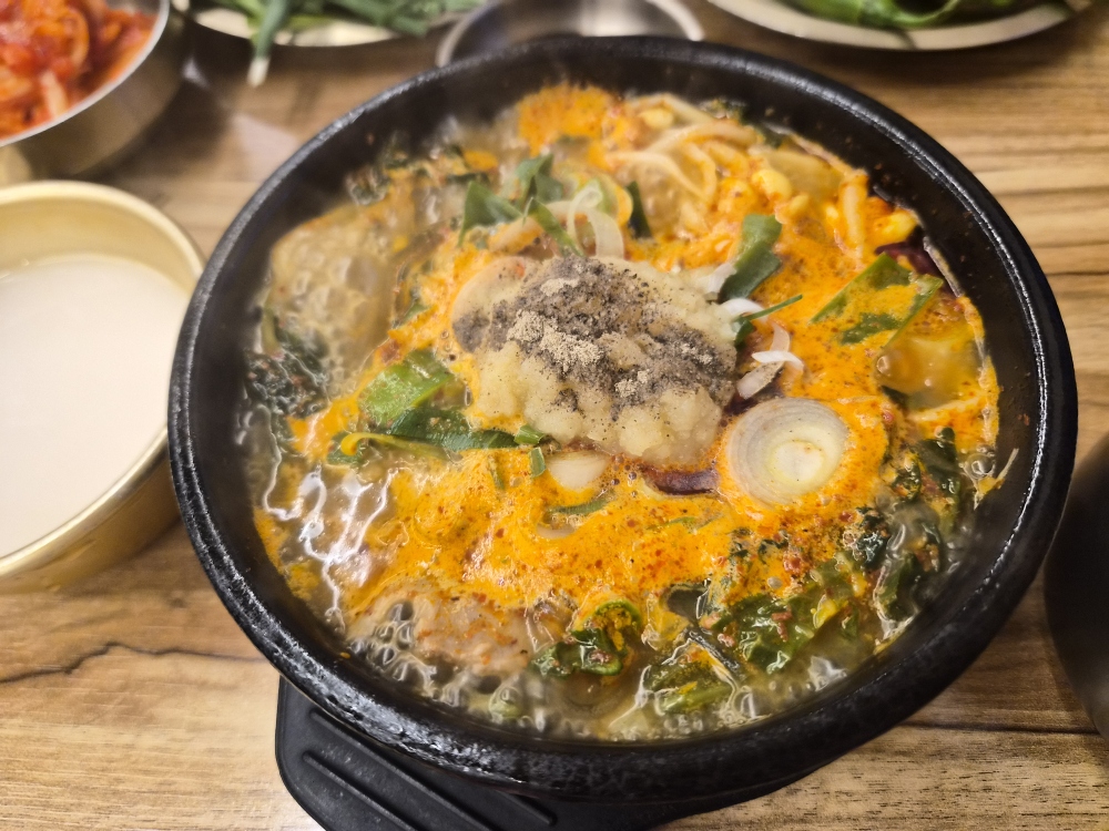 Jejumihyanghaejang (제주미향해장) 2