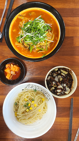 Daegajjamppong (대가짬뽕) 1