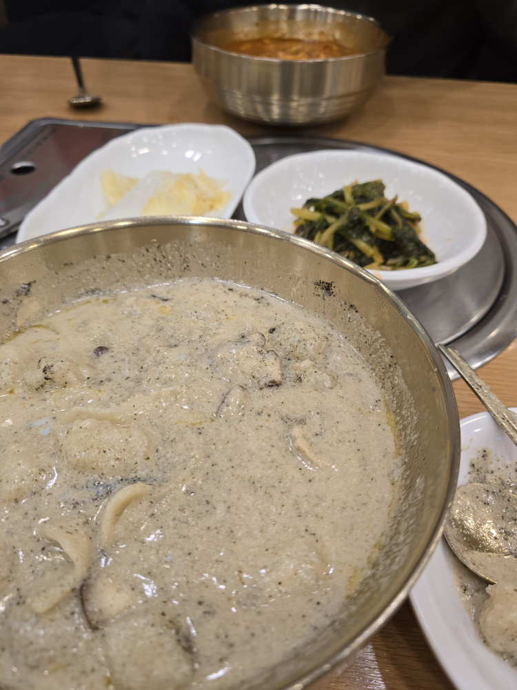 Bangtaemakguksu (방태막국수) 1