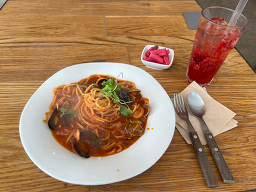 Hwanggeumni, madang (황금리, 마당) 1