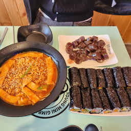 Cheongchunkkomagimbap gangnamjeom (청춘꼬마김밥 강남점) 3