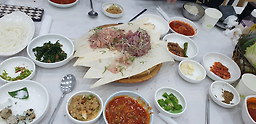 Ttorangmegiguk (또랑메기국) 3