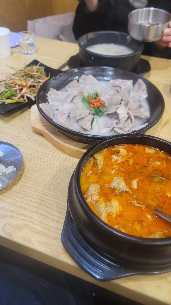 가마솥순대국밥 을지로입구역점 사진 3