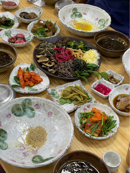 Jeombongsan sanchae (점봉산 산채) 1