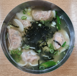 Sejamaesonmandu (세자매손만두) 1