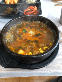 Gwonosunsugurehaejangguk (권오순수구레해장국) 2