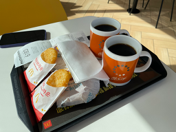 맥도날드 제주중문DT점 사진 3