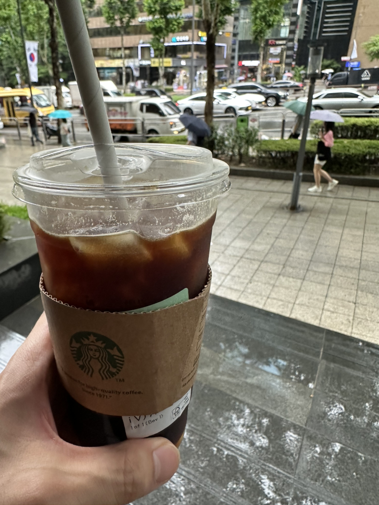 스타벅스 아크플레이스점