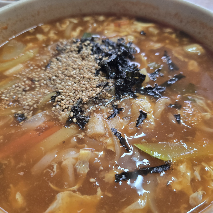 삼원손칼국수 1