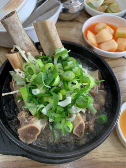Haemieupseonggamjatang (해미읍성감자탕) 1