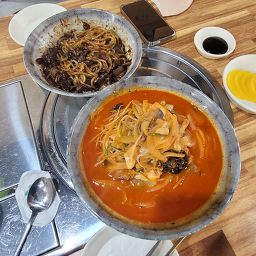 Yangswepeujjamppong (양쉐프짬뽕) 1