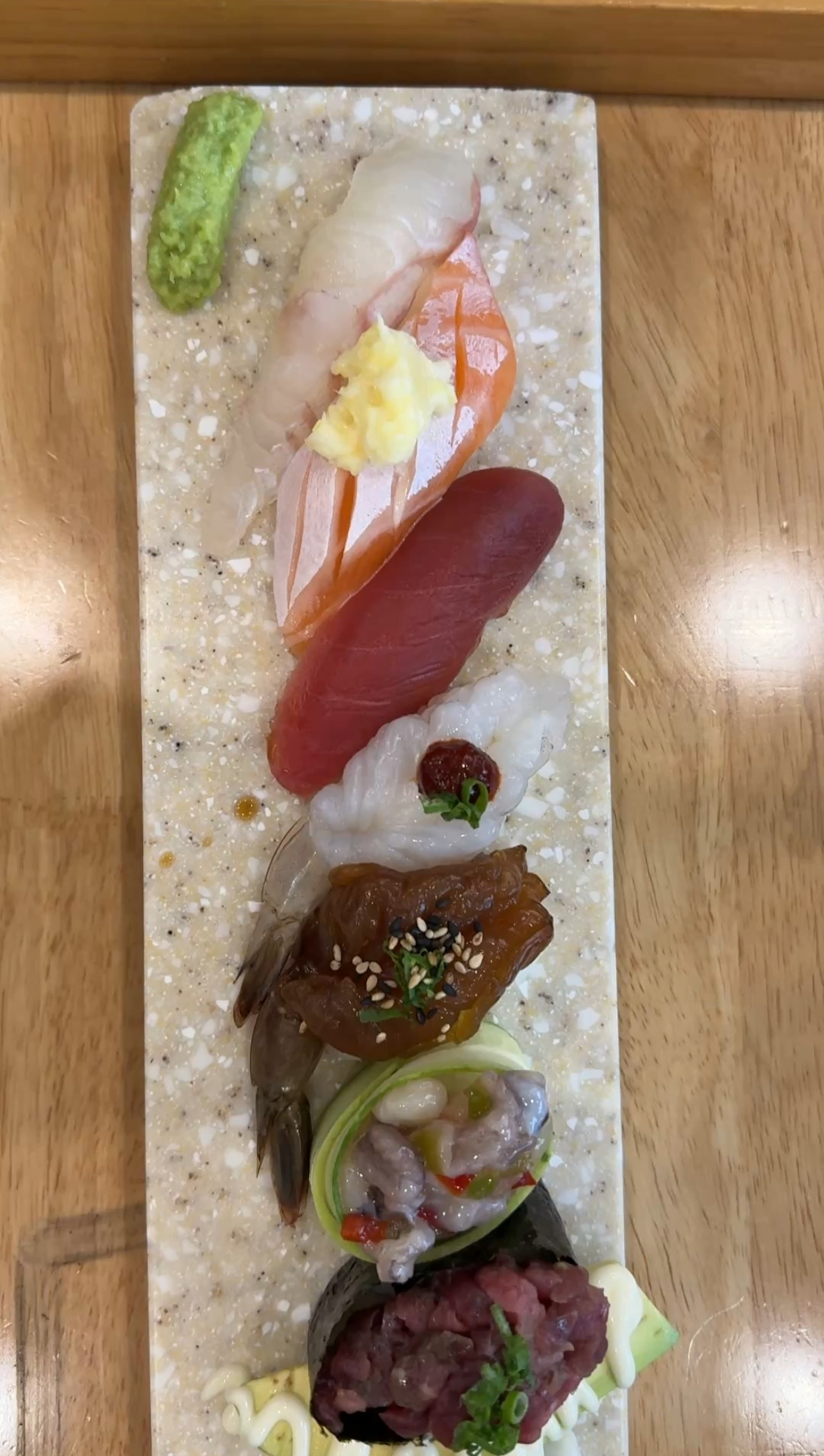 Bareunchobapsejong (바른초밥세종) 2