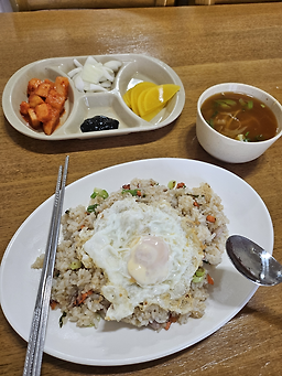 Deokchungbanjeom (덕충반점) 1