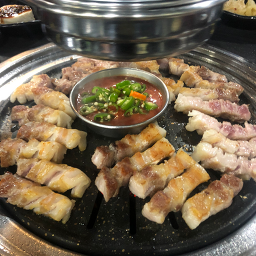 돈다발 3