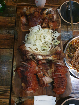 족발신선생 연수점 3