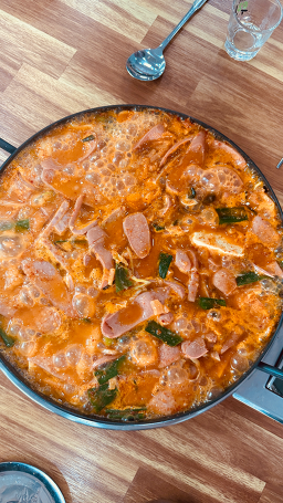 Budaejjigae (부대찌개) 2