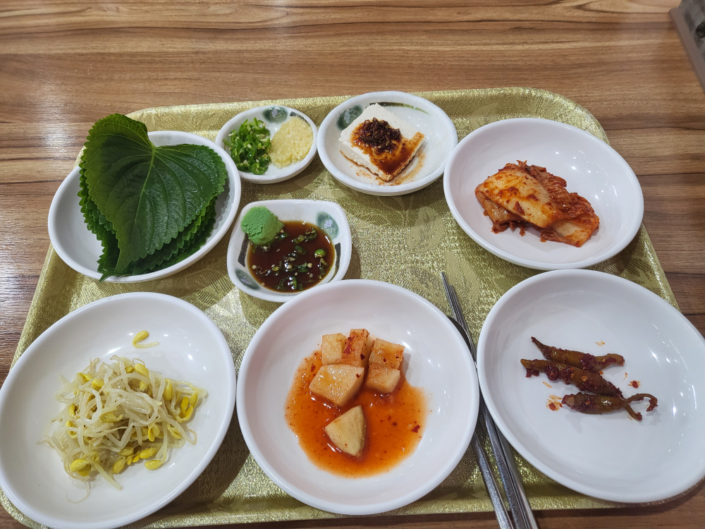Gohyanggamasotchueotang (고향가마솥추어탕) 2
