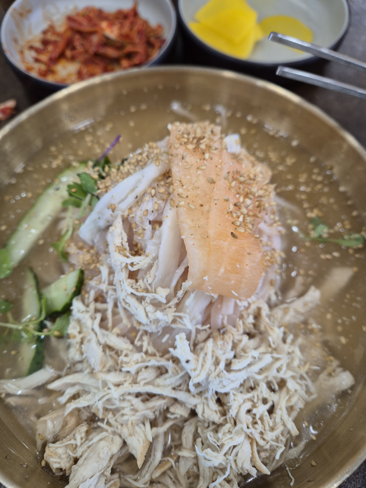 Gyodongdakkalguksu 2