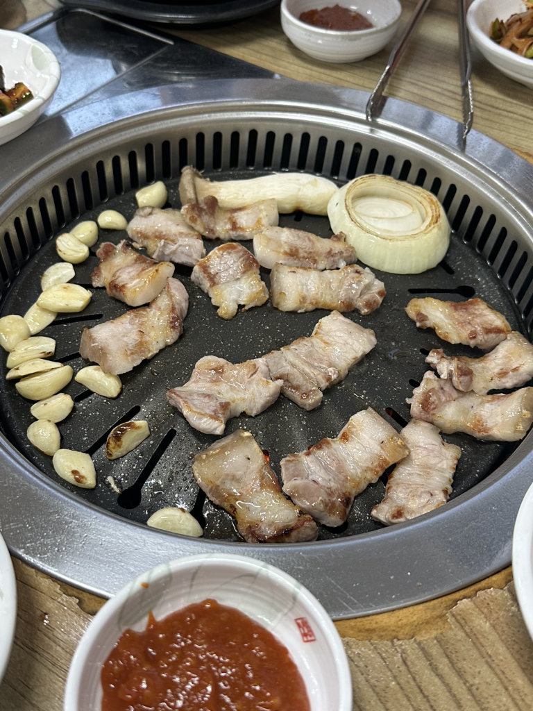 Choeganeheukdubu (최가네흑두부) 1