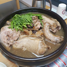 지호한방삼계탕 1