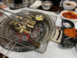 Daegasutbuljangeogui (대가숯불장어구이) 2