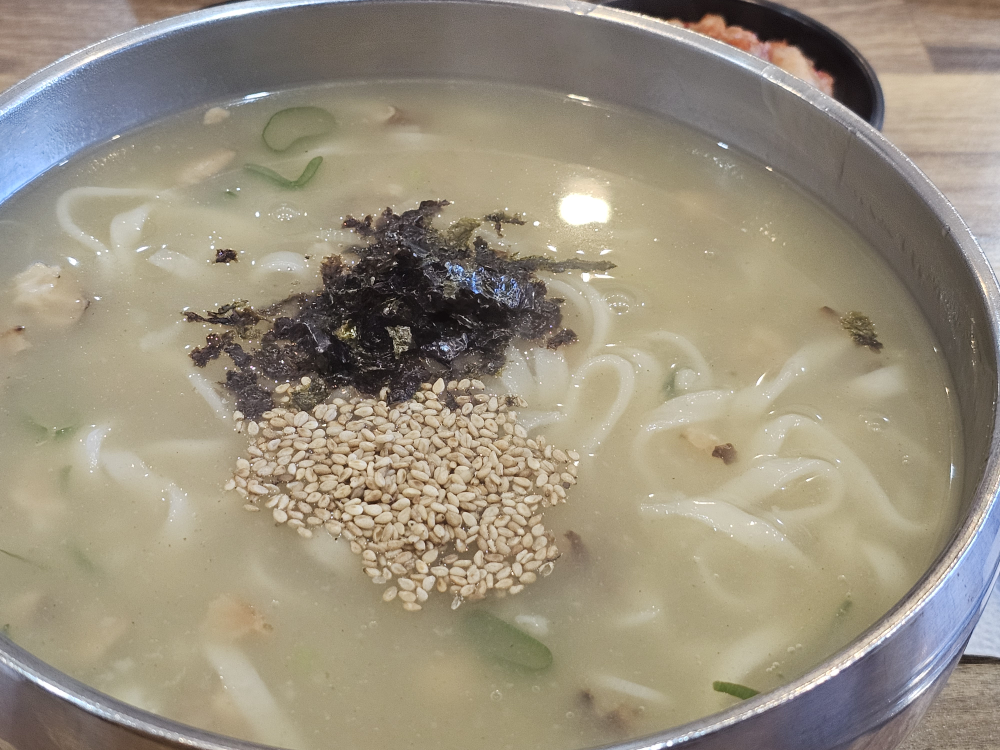 돌담칼국수 세화점 사진 4