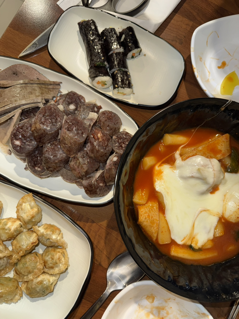 Jjeongtteokboki (쩡떡볶이) 3