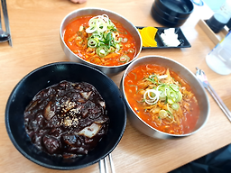 Cheonggyegogijjamppong hampyeongjikyeongjeom (청계고기짬뽕 함평직영점) 2