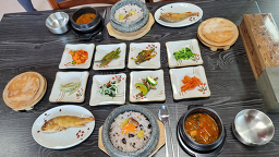 영양돌솥밥 1