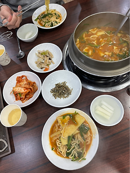 Cheongtteul eotangeojukjeonmunjeom (청뜰 어탕어죽전문점) 1