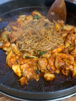 Myeongdongdakgalbi (명동닭갈비) 1