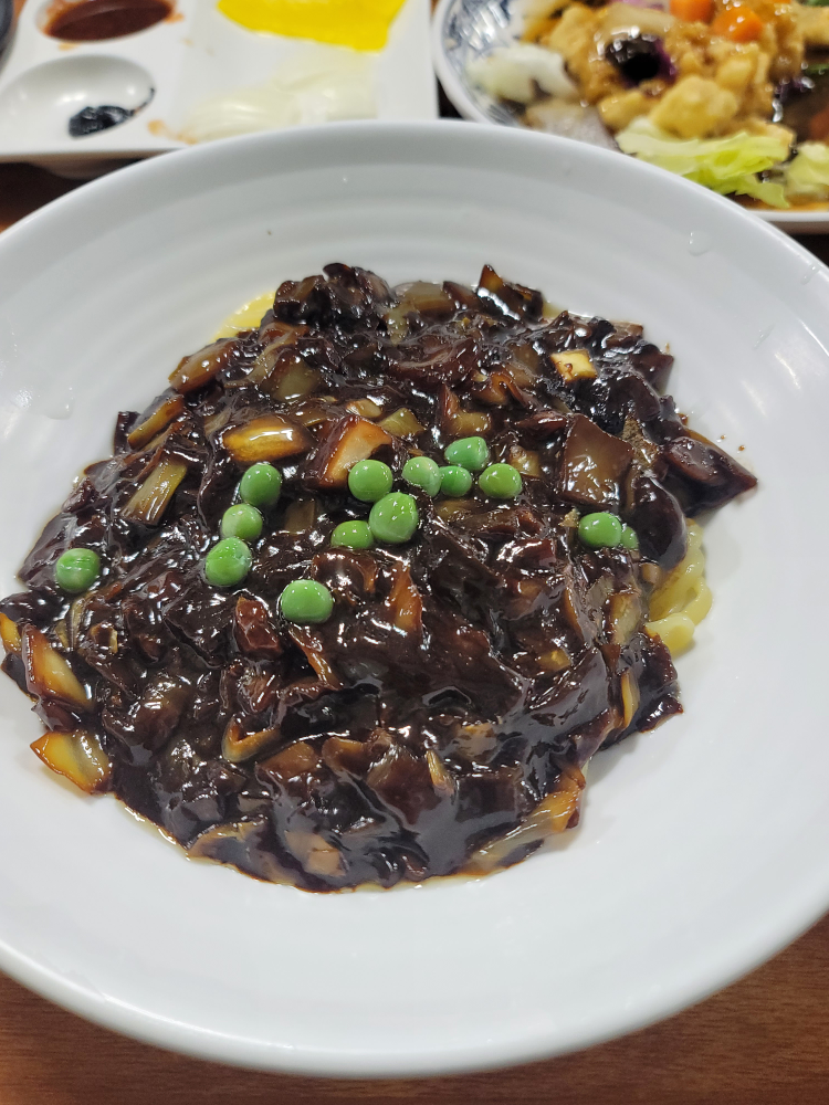 Sonjjajang (손짜장) 3