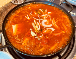 뚠뚠김치찌개 1