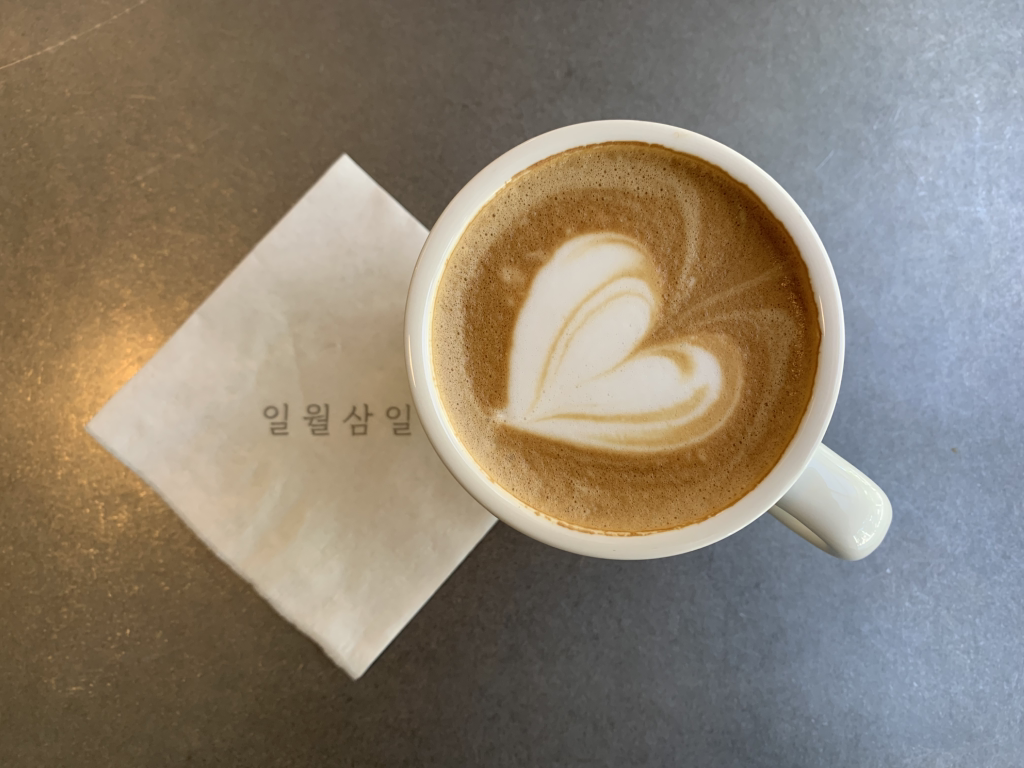 일월삼일 2