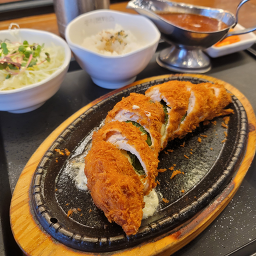 홍익돈까스 2