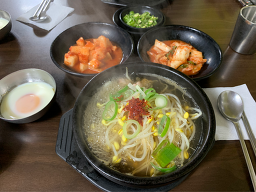Bisabeoljeonjukongnamulgukbap (비사벌전주콩나물국밥) 2