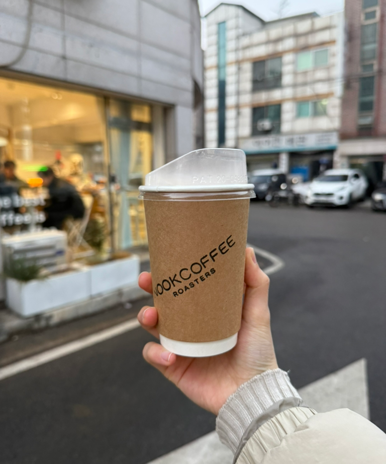 눜커피 사진 4