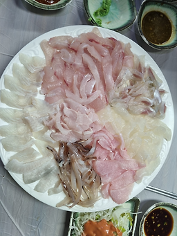 Deoksanhoetjip (덕산횟집) 2