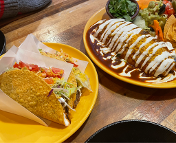 도스타코스 강남역점 대표 사진